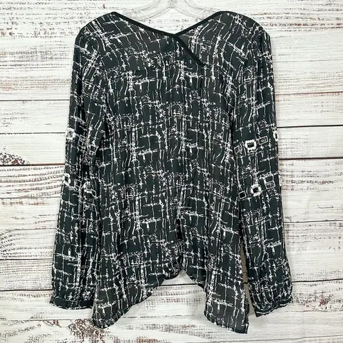 Lulumari Anthropologie  Black White Geometric Print Beaded Cutout Sleeve Top