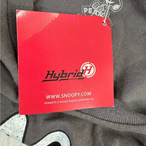 Peanuts Snoopy “Slacker” Gray 100% Cotton Crewneck T