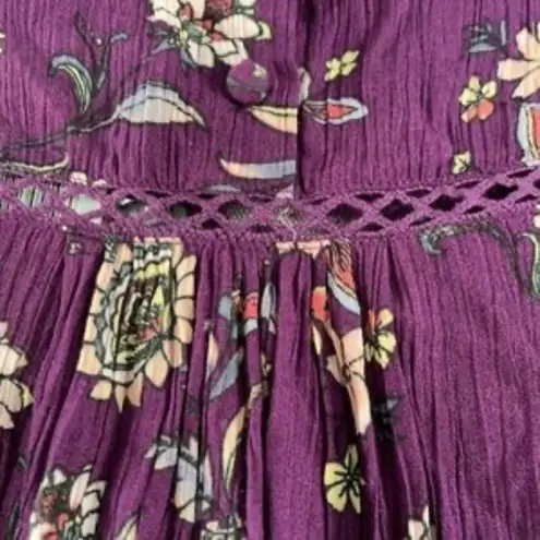 American Vintage Vintage America Blues pretty floral purple top