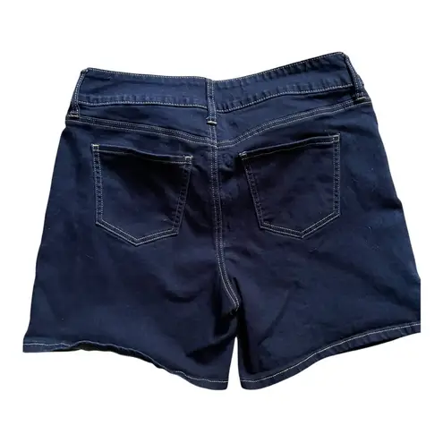 Hydraulic Women’s Blue Jean Mid Rise Curvy Shorts Classic Fit