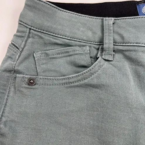 Democracy "Ab"Solution Itty Bitty Boot Cut Jeans Sage Green Tummy Control Size 8