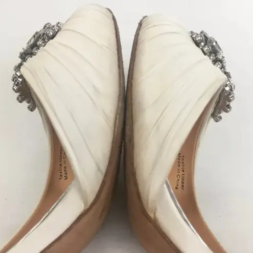 Badgley Mischka Ivory Pearson D Orsay Pumps Wedding Formal Heels Embellished 9