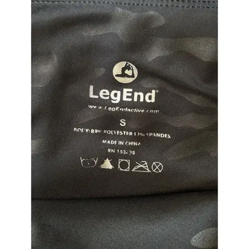 Leg End Black Camo Band Waist Ankle Leggings Size Small Logo Pockets