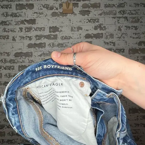 American Eagle  | womens 90’s boyfriend denim jeans distressed