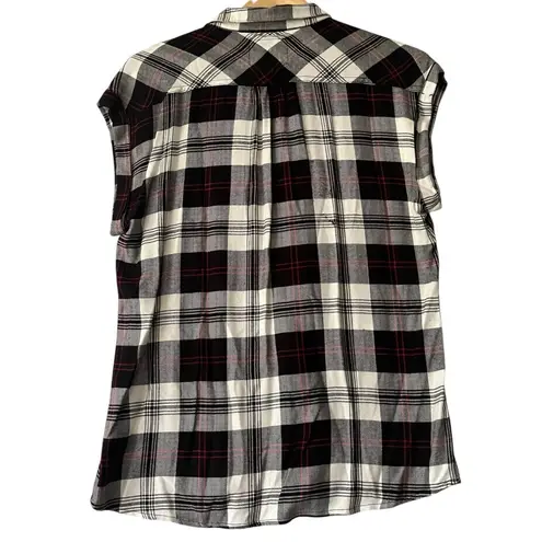 Rails Shirt Women’s S Small Red Black White Plaid Button Up Short Sleeve Casual