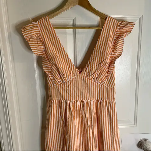Skies Are Blue Striped Orange & White Maxi Dress V-Neckline Size Large ruffle