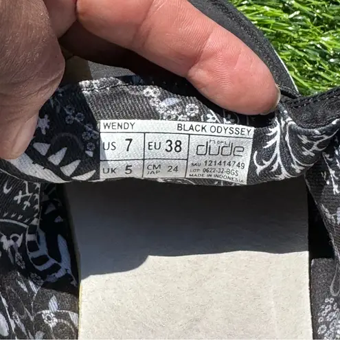 Hey Dude Wendy Women’s Black Casual Shoes Size 7