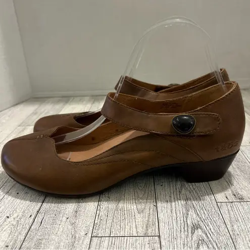 Taos Samba Mary Jane Shoes Women's Size 9 Brown Low Heels Pumps Comfort Work