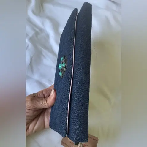 Canyon Sky Wallet with Turquoise Accent Embellishment NWT Blue