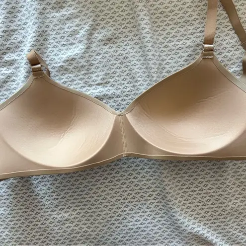Soma Vanishing Back Wireless Full Coverage Bra Nude Size 34DD