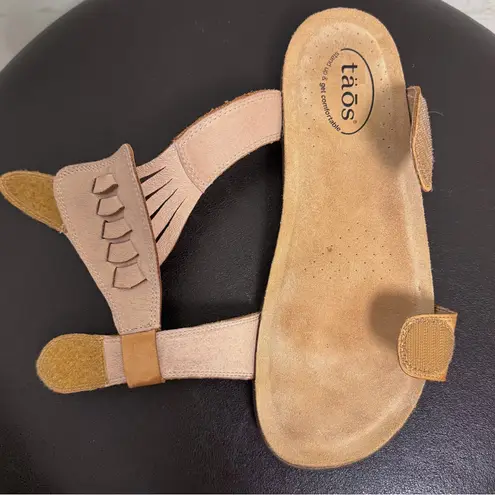 Taos Caramel Brown Leather Slip On Two Hook Loop Straps Wonderful Sandals 9