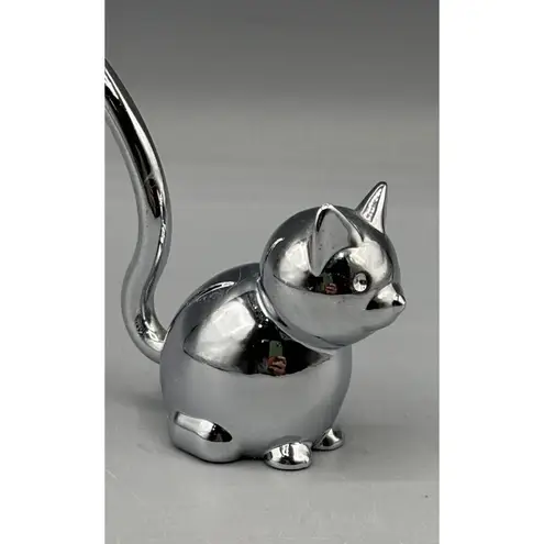 Silver Chrome Cat Ring Holder Jewelry Organizer Figurine