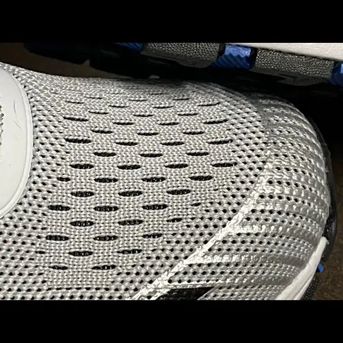 Women’s Running Shoes by Keep Running Size 6.5M Gray