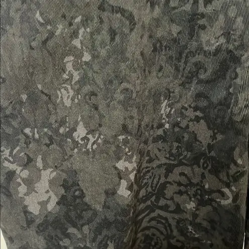 Gloria Vanderbilt 🖤🖤🖤BOGOHO🖤🖤🖤 Women's Black Floral Jeans