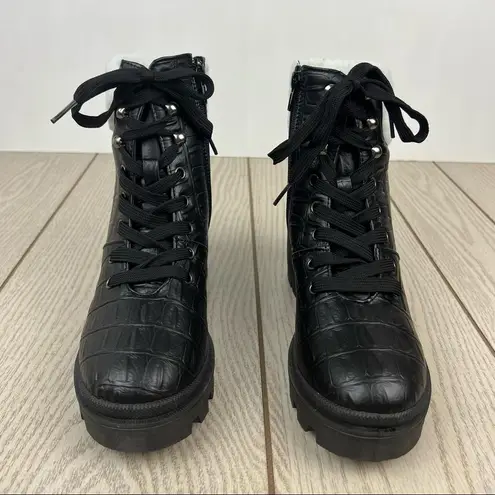 Olivia Miller Alie Sherpa Cuff Lug Sole Boots 6.5 Black Croc Faux Leather $89