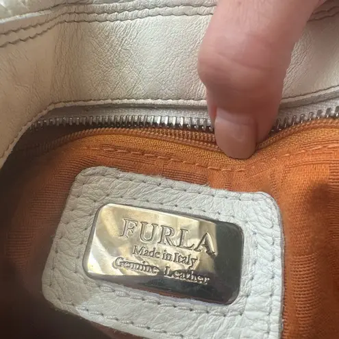 Furla Beautiful Italian Leather Bag in great condition