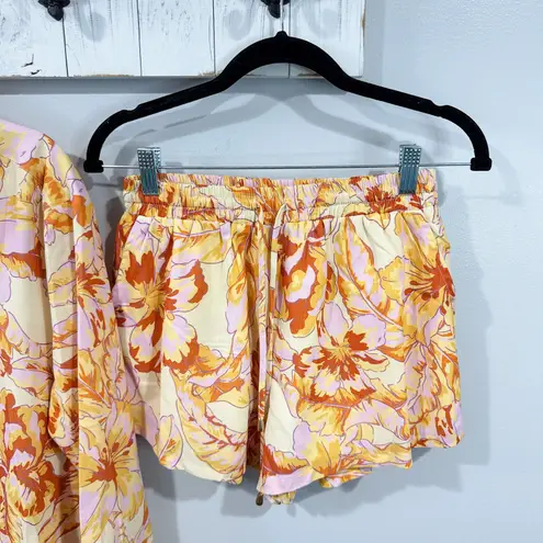 Seven Wonders Tropicana Floral Set NWT Size 4 Yellow