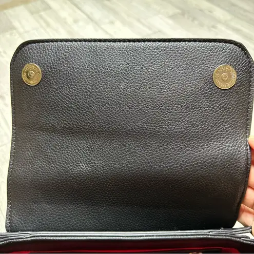 Sondra Roberts Sondra Robert’s Squared black crossbody vegan leather bag