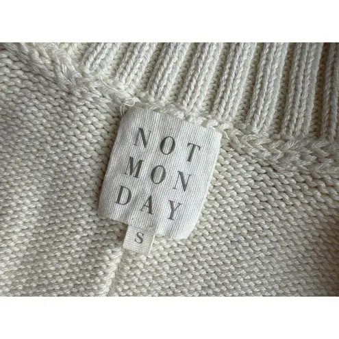 NOT MONDAY Cream Knit Sleeveless Turtleneck Sweater Short Size Small