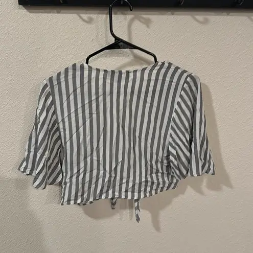 NWOT Plein de Vie Grey Striped Two