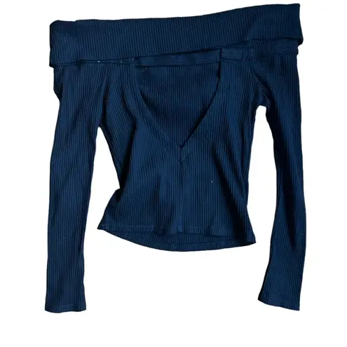 Showpo. Emory Park Black Off the shoulder top Women’s size small NWOT