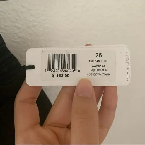 We Wore What The Danielle Straight Jean