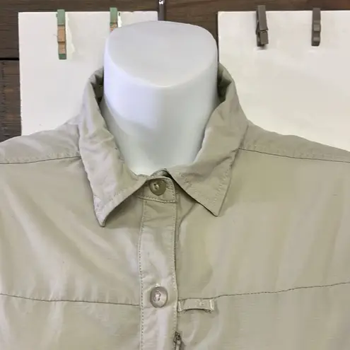 REI Women’s Beige Outdoor Hiking Button Up Collar Shirt w/ Venting Panels