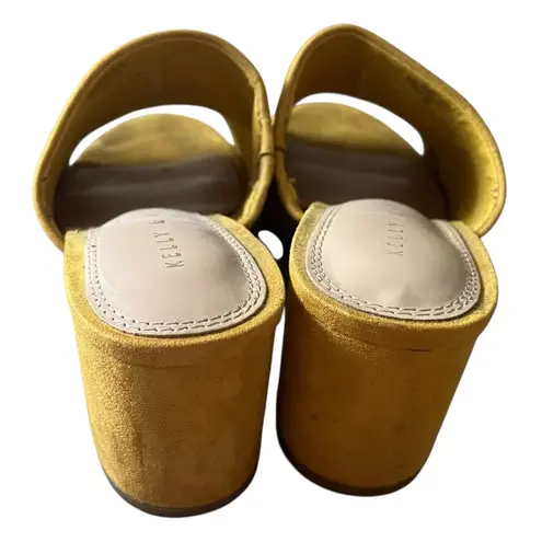 Kelly & Katie Borea 7.5 Women's Yellow Faux Suede Gold Mules Slip On 3” Heel