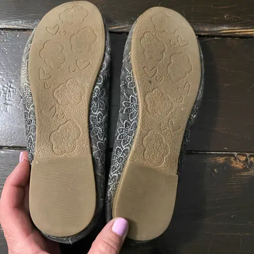 Jellypop Gray with White Lace Overlay Ballet Flats