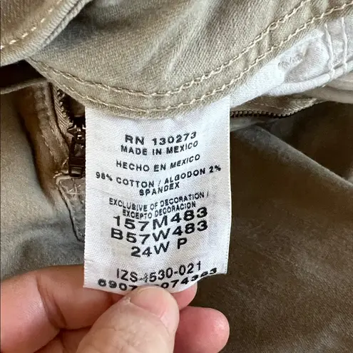 Riders By Lee Lee Khaki Five Pocket Casual Pant Size 24W *Flaw
