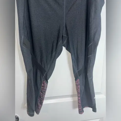Tek Gear DryTek Spandex Capri Active Wear Stretchy Reflective Leggings Sz 2XL