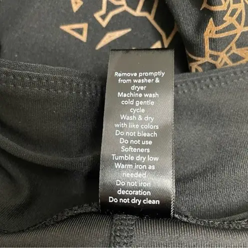 NWT R8 Activewear Compression Legging Kaleidoscope Capri Black Copper Size Large