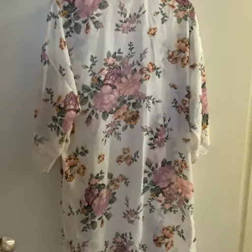 Wallflowers Women’s Open Front Kimono Robe L Large White With Floral Pattern