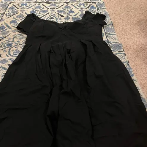 Unique Vintage  3x black midi dress