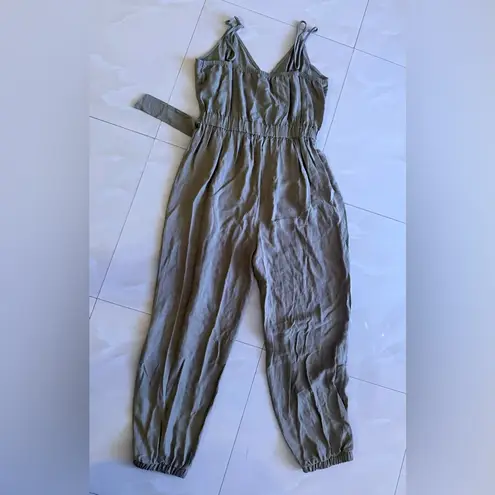 blashe belted jumpsuit splice neck thin strap tapered legs olives green size L Size L