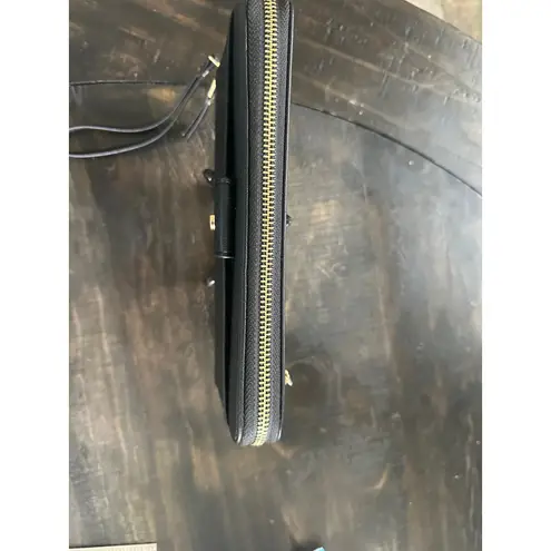 Madison West - Black Faux Leather Wristlet Wallet Organizer with Gold EUC