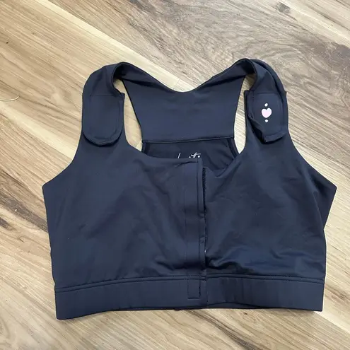 Heart & Core black post surgery racerback zip front l/36