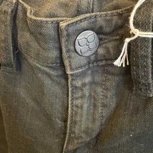 Women's Black Jeans BCBG. BLACK. Size 28