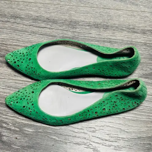 Johnston & Murphy Green Tami Laser Cut Pointed Ballet Flat Women's 6M
