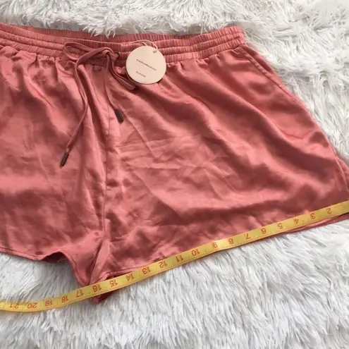 Camila Coelho Estella Lustrous Satin elastic waistband Short Rust/pink size XL