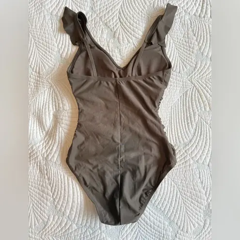 Ellen Tracy Swimsuit Womens Mio New Olive V-Neck Flutter Sleeve One-piece NWT!