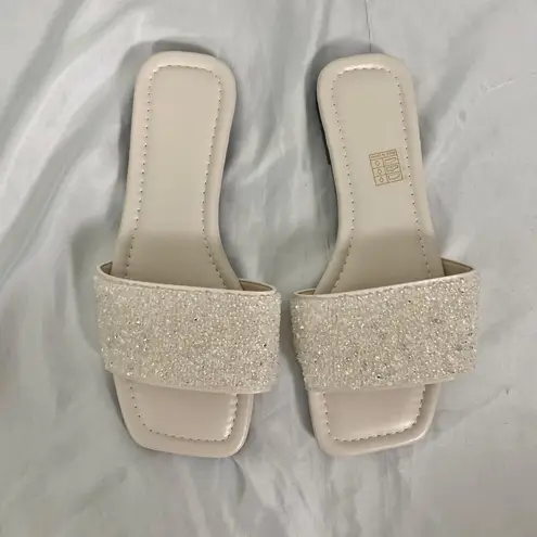 Cream Nude Glam Sparkle Rhinestone Embellished Slide Sandals EU 39 / US 8.5 Gold