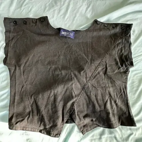 Black Beewear Cropped Cap Sleeve Top. Button Epaulette. Cut Out Belly Button. Size L