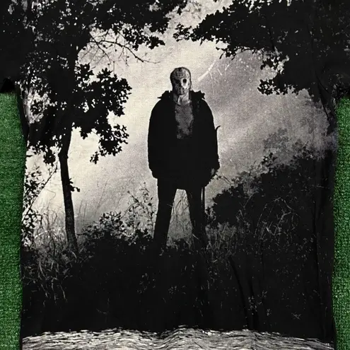 Friday the 13th T-Shirt in Size Medium