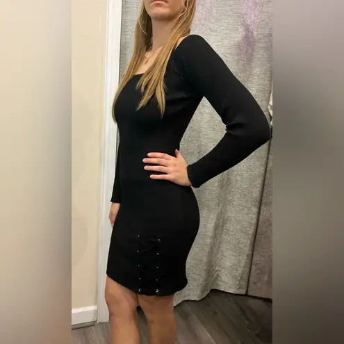 Say What? Elegant Black Off-Shoulder Dress🌹🖤