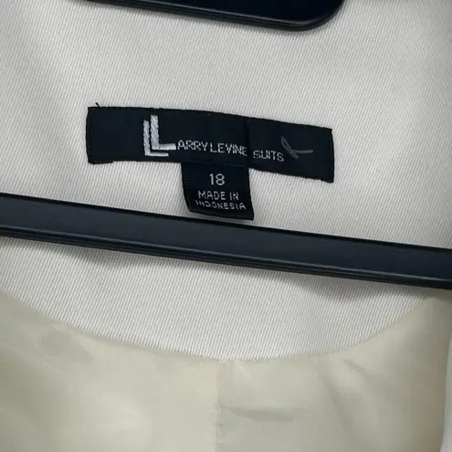 Larry Levine Blazer Women's Jacket Suit Separate White Plus Size 18