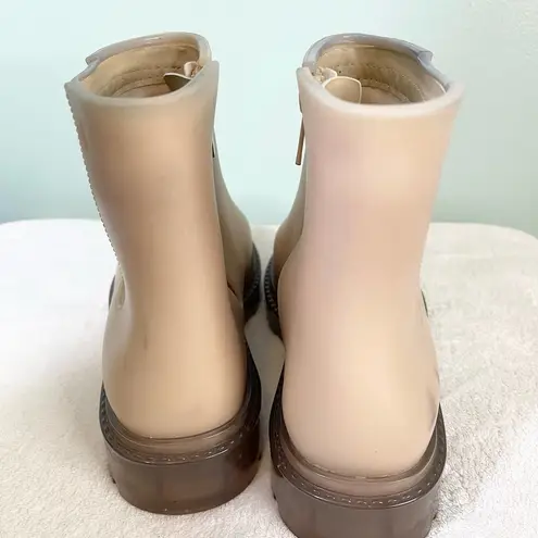 Melissa  Women's Cream Side Zip Vegan Rubber Booties Ankle Rain Boots Size 9