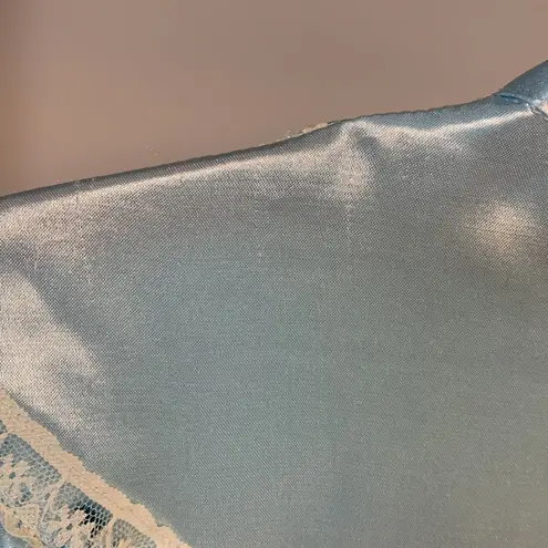 Jaclyn Smith Vintage Blue Embroidered Satin Nightgown Size M