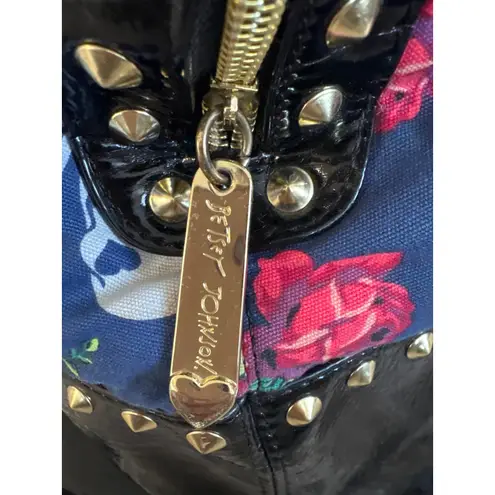 Betsey Johnson y2k Skull & Rose Carpet Bag Patent Leather Trim Duffle Bag