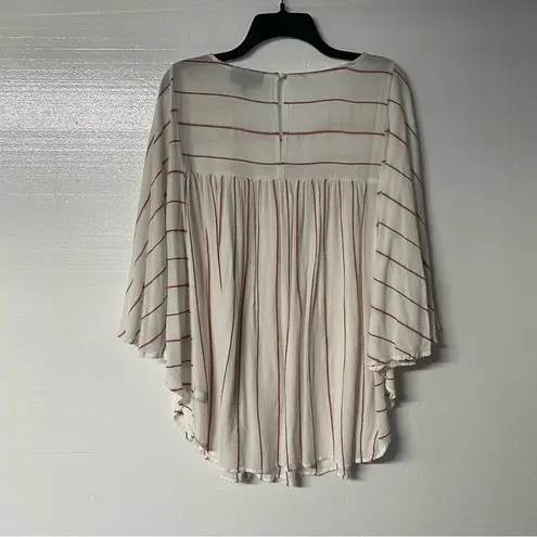 Lane Bryant  Shirt Women 18/20 Ivory Red Flowy Cape Sleeves Keyhole Button Back